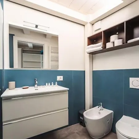 Lägenhet Center-town Elegant Loft Parma