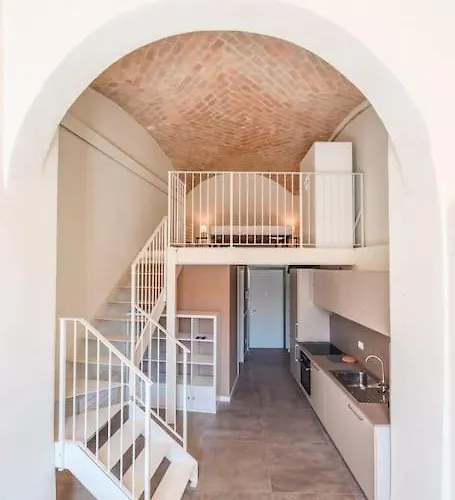 Center-town Elegant Loft Parma